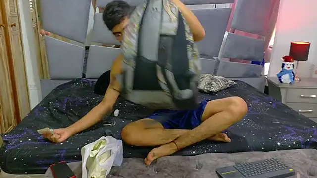 Desire4Duo online show from 11-18-25, 01:25