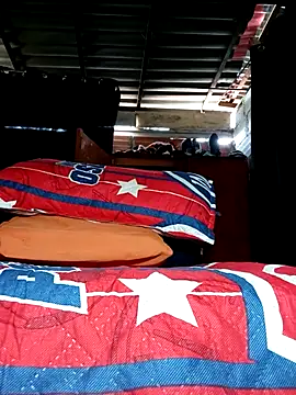 SinGuin23 online show from 10-16-25, 06:38