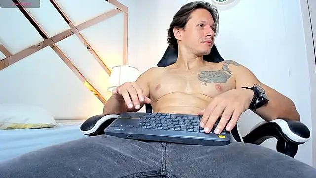 Justin valverde online show from 05-30-26, 01:06