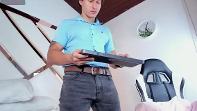 Justin valverde online show from 02-12-26, 07:35