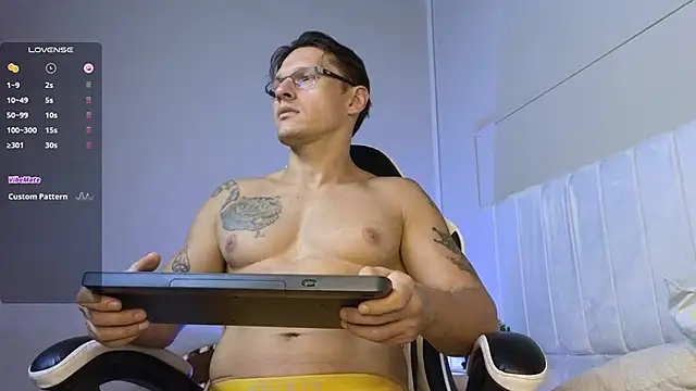 Justin valverde online show from 11-02-25, 02:49