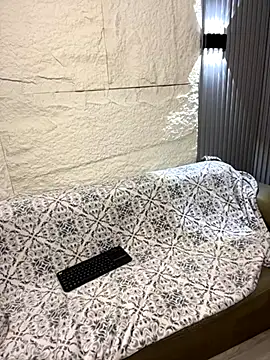 Yvonny27 online show from 11-10-25, 11:10