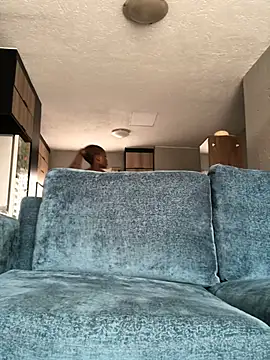 Snapshot of TinyThick chatting on 01-19-26, 01:37 TinyThick online show from 01-19-26, 01:37