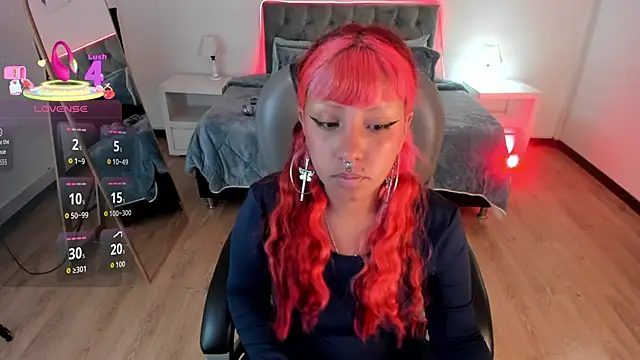 Cat  Moon   online show from 04-18-26, 08:09