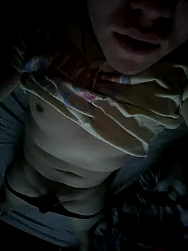 AlexRZ93 online show from 12-16-25, 05:22