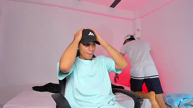 Axel Cody  online show from 11-17-25, 07:18