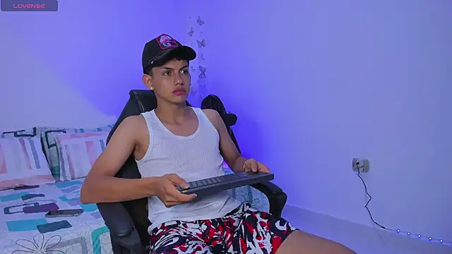 Axel Cody  online show from 10-25-25, 11:42