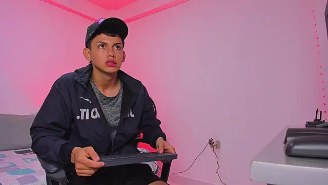 Axel Cody  online show from 10-28-25, 11:31