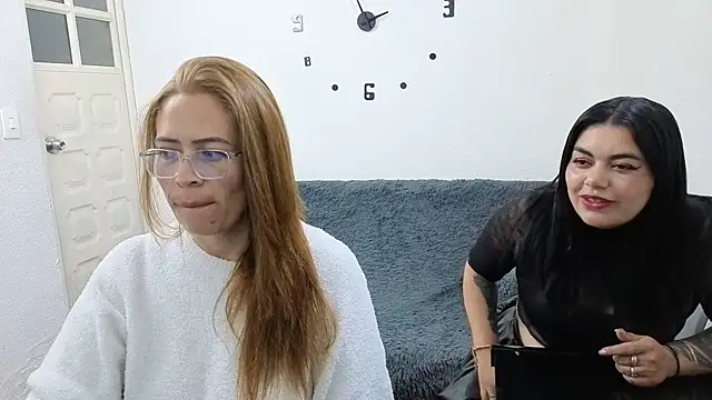 lesb milf online show from 07-25-26, 11:55