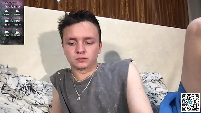 Snapshot of Logan_mett chatting on 10-30-25, 08:39 Logan mett online show from 10-30-25, 08:39