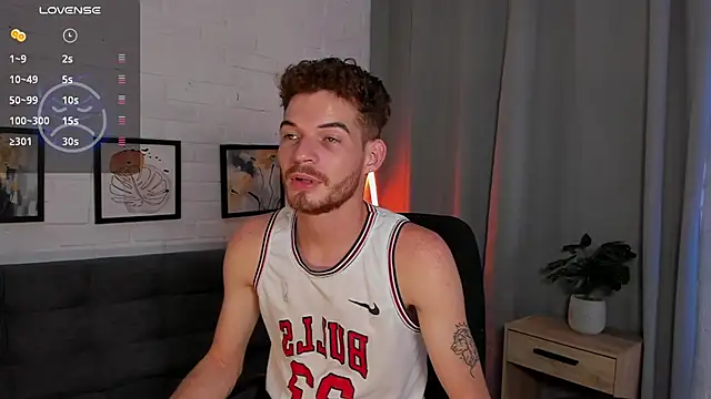 MATEO HUNTER online show from 11-12-25, 03:10