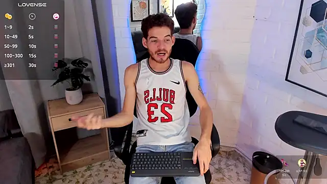 MATEO HUNTER online show from 11-05-25, 05:10