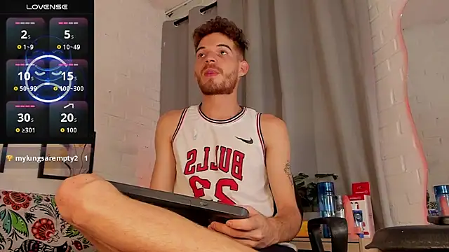 MATEO HUNTER online show from 12-15-25, 03:01