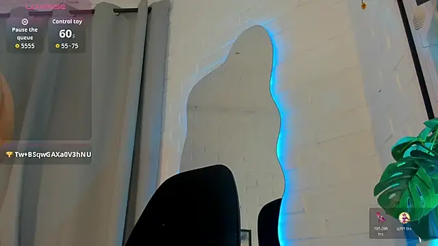 Snapshot of MATEO_HUNTER chatting on 02-04-26, 12:55 MATEO HUNTER online show from 02-04-26, 12:55