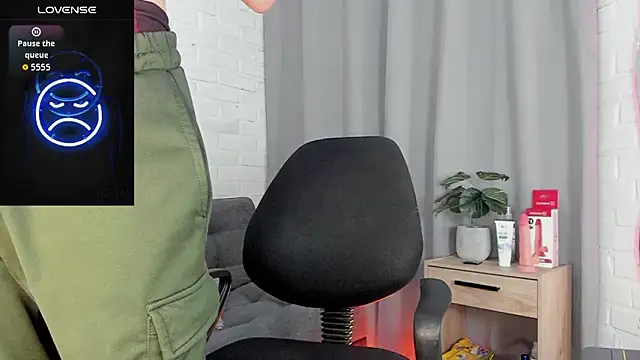 MATEO HUNTER online show from 12-18-25, 05:45