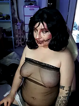 111lucygrim111 online show from 10-31-25, 08:05