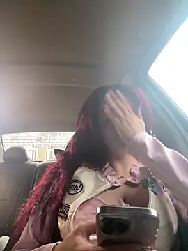 Zoe fire online show from 10-27-25, 12:28