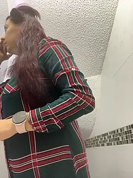 Zoe fire online show from 12-01-25, 12:39