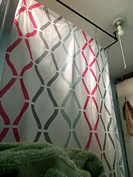 Zoe fire online show from 11-09-25, 05:39