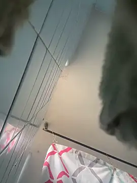 Zoe fire online show from 11-08-25, 11:58