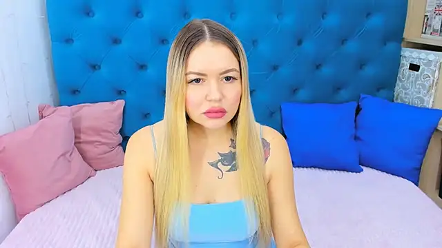 SpicyPreggo online show from 10-18-25, 04:03