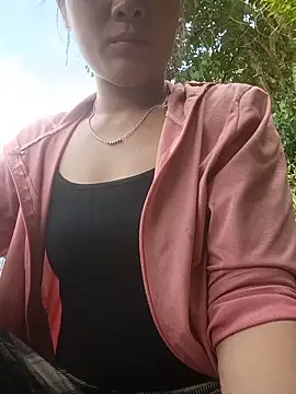 Lyssa-a online show from 06-27-26, 07:58