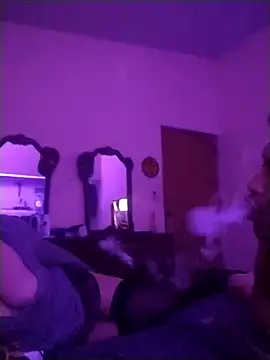 checheludo23 online show from 04-12-26, 08:39