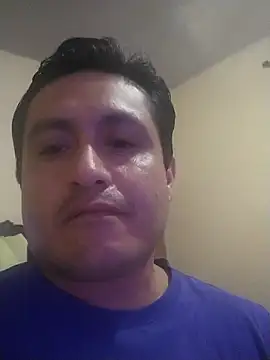 Snapshot of checheludo23 chatting on 02-17-26, 05:49 checheludo23 online show from 02-17-26, 05:49