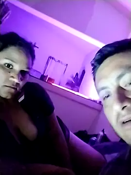 Snapshot of checheludo23 chatting on 12-14-25, 07:47 checheludo23 online show from 12-14-25, 07:47