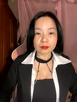 Listen-ly online show from 12-05-25, 04:05