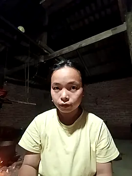 Nguyet2k4 online show from 11-04-25, 10:02