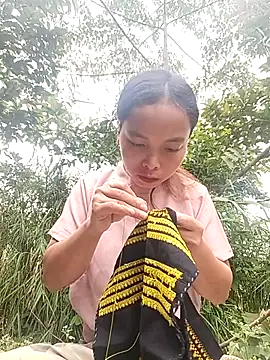 Nguyet2k4 online show from 11-07-25, 12:48