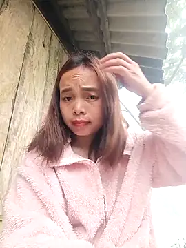 Nguyet2k4 online show from 02-01-26, 01:37