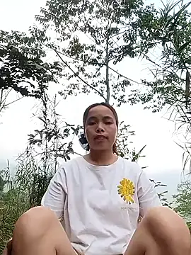 Nguyet2k4 online show from 03-24-26, 05:40