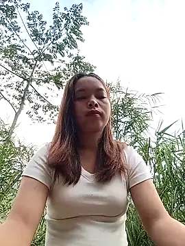 Nguyet2k4 online show from 05-12-26, 11:11