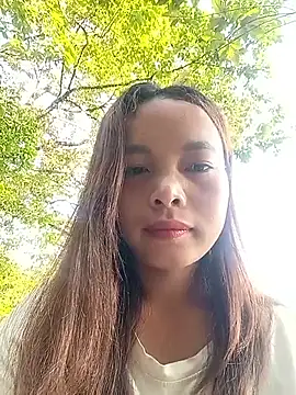 Nguyet2k4 online show from 05-15-26, 11:36