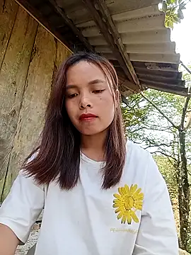 Nguyet2k4 online show from 04-06-26, 05:08