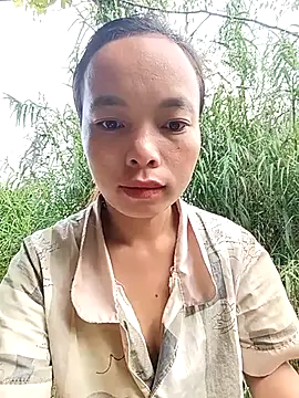 Nguyet2k4 online show from 10-19-25, 12:24