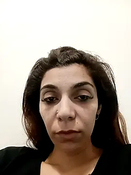 Snapshot of ReneeVoss chatting on 12-15-25, 08:58 ReneeVoss online show from 12-15-25, 08:58