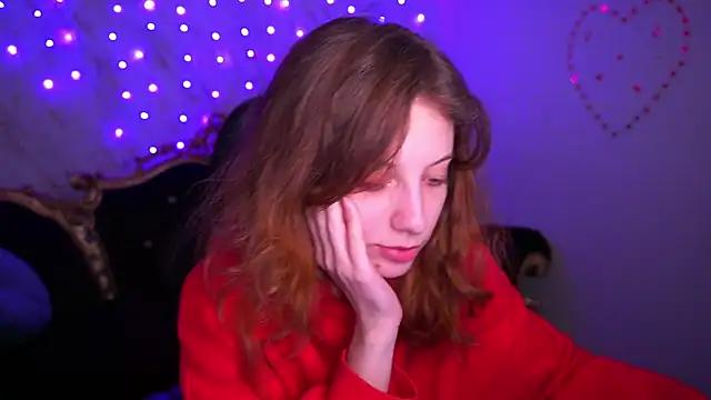 Snapshot of CuteeFoxy chatting on 02-16-26, 02:48 CuteeFoxy online show from 02-16-26, 02:48