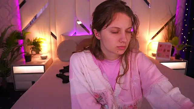 CuteeFoxy online show from 03-13-26, 01:49