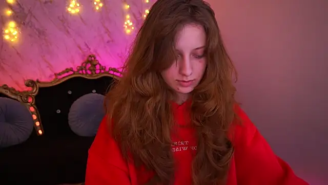 CuteeFoxy online show from 01-13-26, 03:16