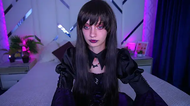 CuteeFoxy online show from 10-31-25, 02:57