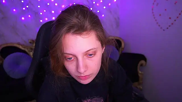 Snapshot of CuteeFoxy chatting on 03-03-26, 01:29 CuteeFoxy online show from 03-03-26, 01:29