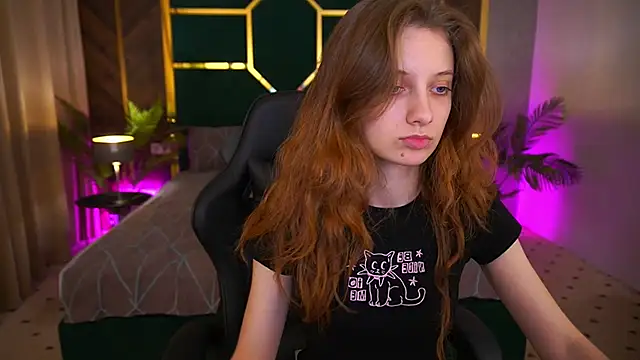 CuteeFoxy online show from 03-24-26, 01:55