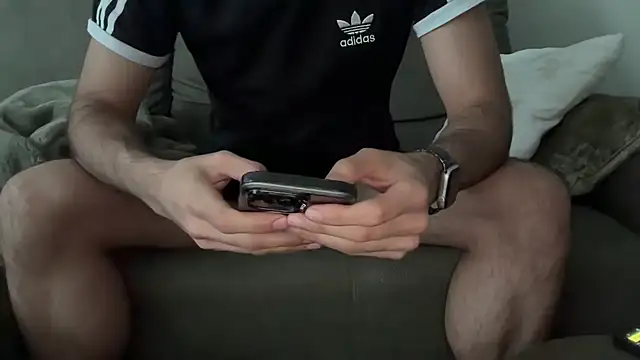 Snapshot of yournextguy chatting on 10-30-25, 12:03 yournextguy online show from 10-30-25, 12:03