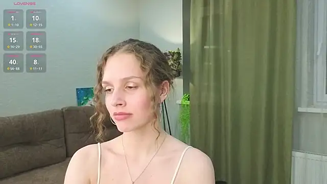 StephnieRecuparo online show from 10-21-25, 02:49