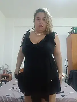 Snapshot of BelleInna chatting on 07-15-26, 12:56 BelleInna online show from 07-15-26, 12:56