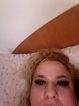 BelleInna online show from 10-26-25, 08:31