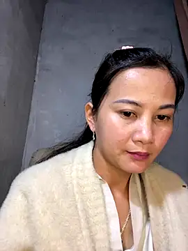 Miss-World00 online show from 12-22-25, 03:50